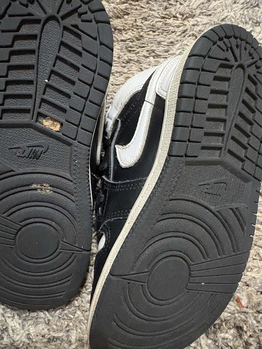 Jordan 1 Mid Panda Black White Toddler Size 10C - Picture 3 of 5